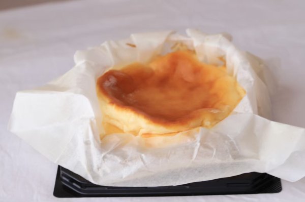 画像2: ベイクドチーズケーキ【冷凍発送】 (2)